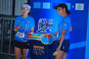 BIB: 6600
                            <button type="button" onclick="openModal(3238187)" class="btn btn-primary btn-sm float-right btn-popup" data-toggle="modal" data-target=".modal-high-quality">
                        <i class="fas fa-shopping-cart"></i> Add to Cart
                    </button>
                                            <button type="button" onclick="isThisMe(3238187, true)" class="btn btn-success btn-sm float-right btn-popup btn-isme hidden" data-toggle="tooltip" data-placement="bottom" title="นี่คือรูปของคุณใช่ไหม คลิกที่นี่เพื่อเอาเข้าอัลบั้ม">
                        <i class="fas fa-plus"></i> Add to album
                    </button>
                    <button type="button" onclick="isThisMe(3238187, false)" class="btn btn-warning btn-sm float-right btn-popup btn-isnotme hidden">
                        <i class="fas fa-ban"></i> Remove from album
                    </button>